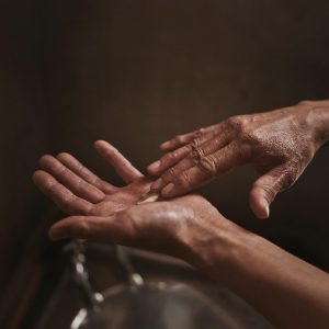 Aesop Parsley Seed Cleansing Masque | Clay Mask for Gentle but Deep Cleanse | Enhanced with Aloe Vera and Botanical Extracts | 2.3oz / 60mL