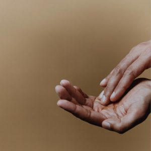 Aesop Reverence Aromatique Hand Wash | Gentle Exfoliating Hand Wash with Finely Milled Pumice | 500mL / 16.9 oz (Pack of 3)