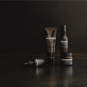 Aesop Tame Hair Serum | Smooth Hair. Flyaways. Frizz | Lightweight Formulation Without Stickiness or Build-Up | 2 oz / 60mL