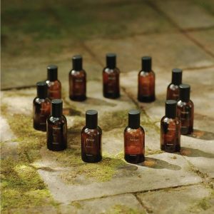 Aesop Virēre Eau de Parfum | Bergamot. Fig. and Green Tea Scent | Fresh Citrus. Green. and Woody Aroma | Unisex | 1.6 fl oz