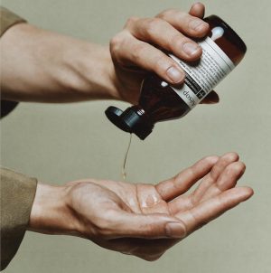 Aesop Immaculate Facial Tonic | Vitamin-Rich. Hyrdating Gentle Exfoliant | for Refined Skin Texture | 3.3 fl oz