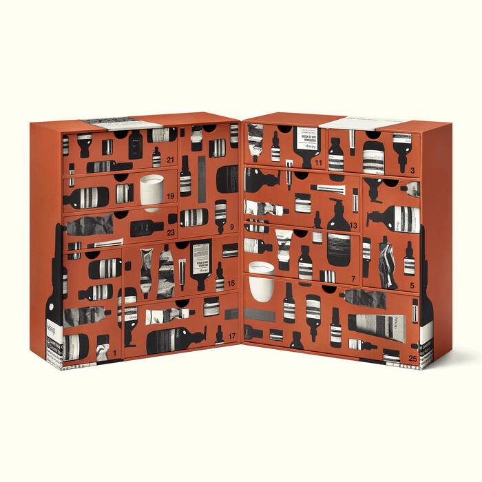 Aesop_Kits_Aesop_Abode_US_NGL_2_Open_Angled_2000x2000px-3